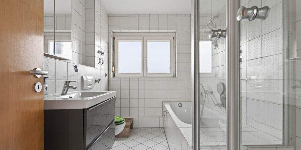 Etagenwohnung Eggenstein - 2 Zimmer, 76 m&sup2;, 295.000&euro; | Angebot:24860324