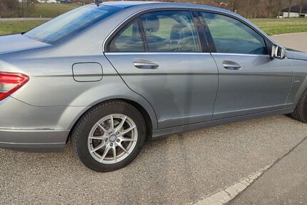 Mercedes-Benz C 180 107.000 km 9.900 € Maulbronn 75433