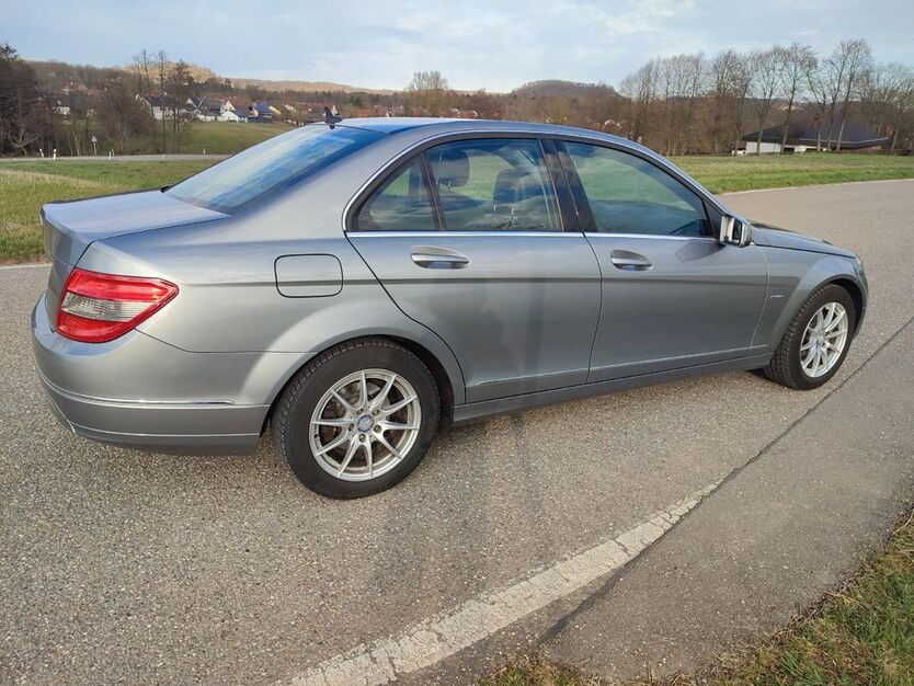 Mercedes-Benz C 180 107.000 km 9.900 € Maulbronn 75433