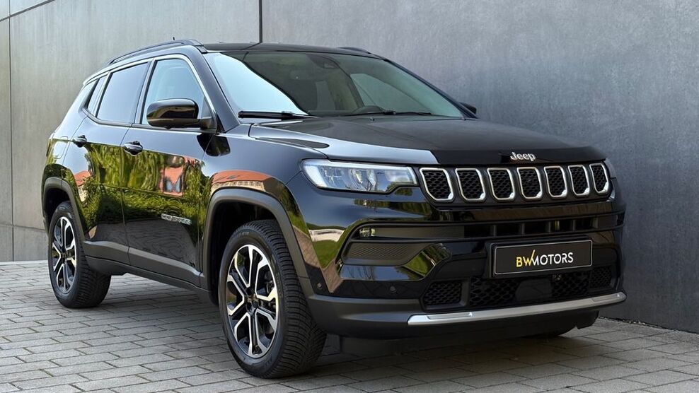 Jeep Compass 16.129 km 24.790 € Baden-Württemberg - Pfullingen 72793