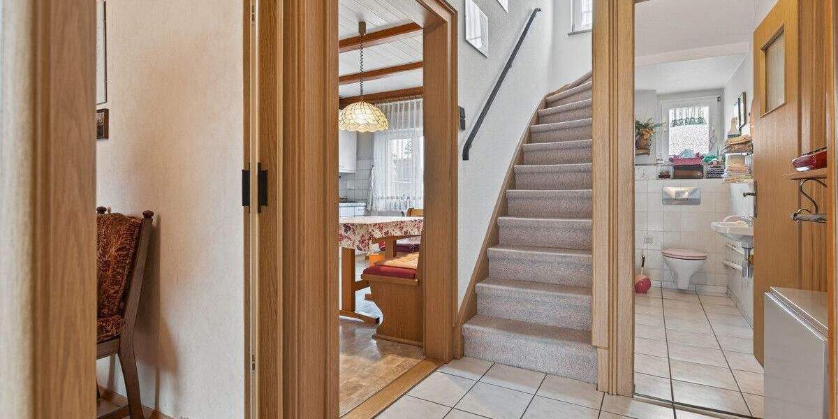 Reihenhaus voller Möglichkeiten und Gartenidylle - ideal für kleine Familien 4 zimmer