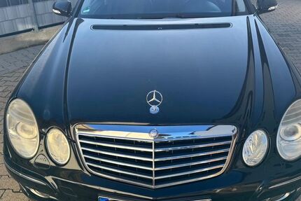 Mercedes-Benz E 280 175.421 km 8.500 &euro; Au 76474