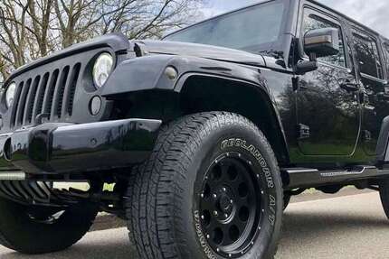 Jeep Wrangler 149.000 km 28.900 &euro; Forst 76694