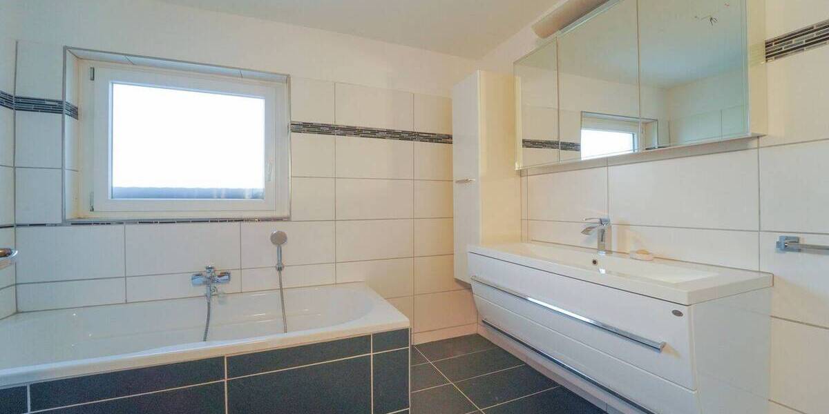 Einfamilienhaus Karlsruhe / Durlach Durlach - 6 Zimmer, 230 m&sup2;, 699.000&euro; | Angebot:26402008