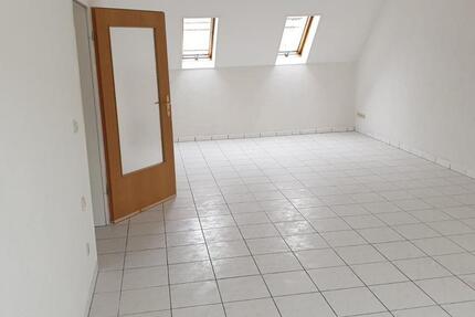 Erstbezug nach Renovierung - 3.Zi-Whg. mit großem Balkon 3 zimmer