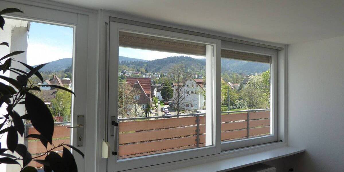 Etagenwohnung Gernsbach - 5 Zimmer, 145 m&sup2;, 1.375&euro; | Angebot:26816178