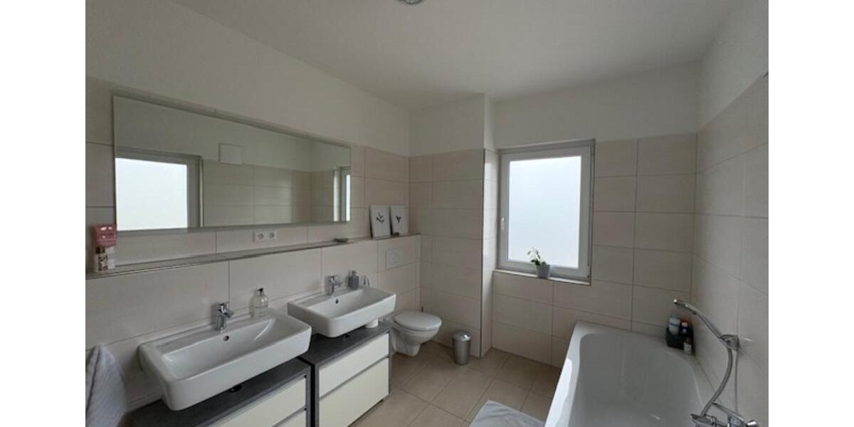 Einfamilienhaus Weingarten (Baden) - 5 Zimmer, 124 m&sup2;, 945.000&euro; | Angebot:25648103