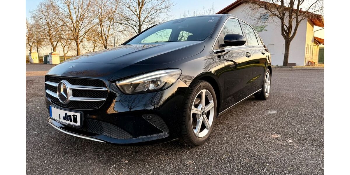 Mercedes-Benz B 180 84.000 km 18.490 &euro; Oberhausen 68794