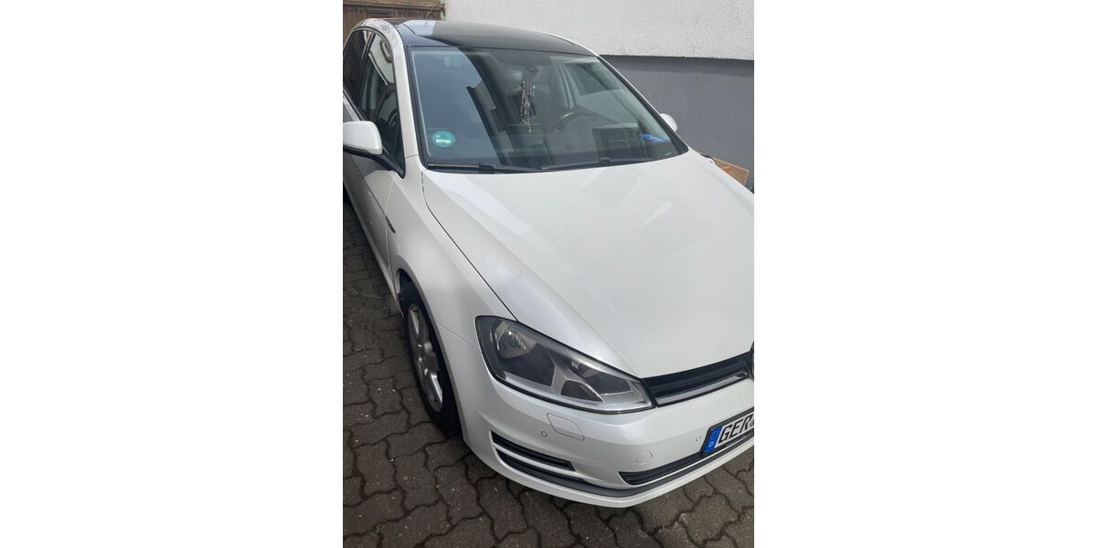 VW Golf 127.000 km 12.400 &euro; Freckenfeld 76870
