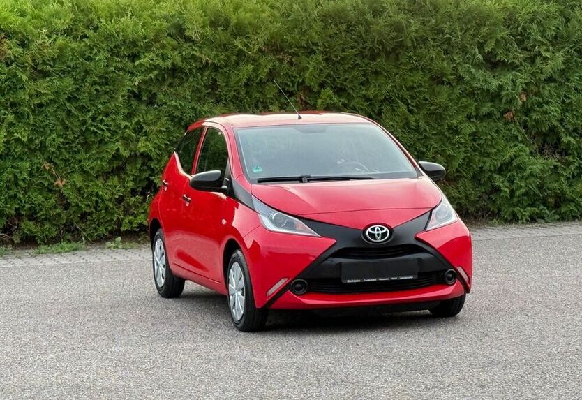Aygo (X)