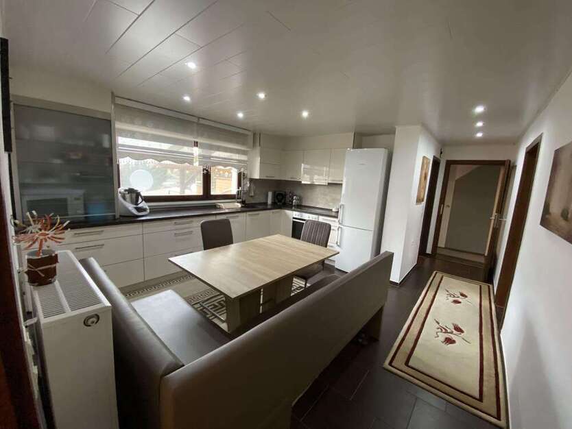 Haus zum Kaufen in Graben-Neudorf 697.997 € 227 m²