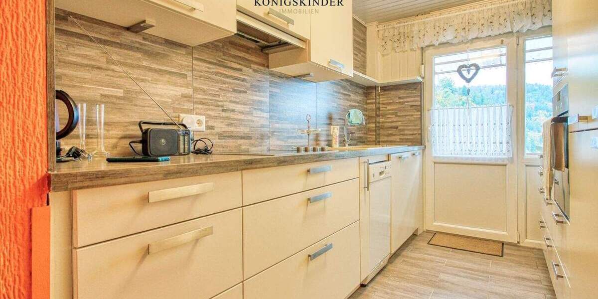 Etagenwohnung Gernsbach Obertsrot - 4 Zimmer, 82 m&sup2;, 230.000&euro; | Angebot:25732755