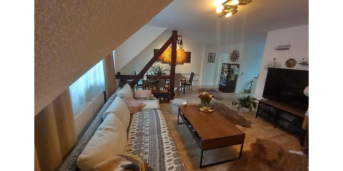 Dachgeschoßwohnung Pforzheim Eutingen - 2.5 Zimmer, 70 m&sup2;, 960&euro; | Angebot:25760599