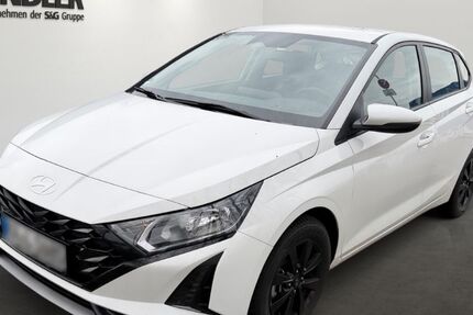 Hyundai i20 12.700 km 17.490 &euro; Graben - Neudorf 76676