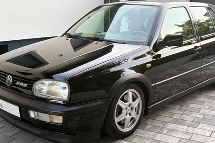 VW Golf 247.000 km 23.900 &euro; Stutensee 76297