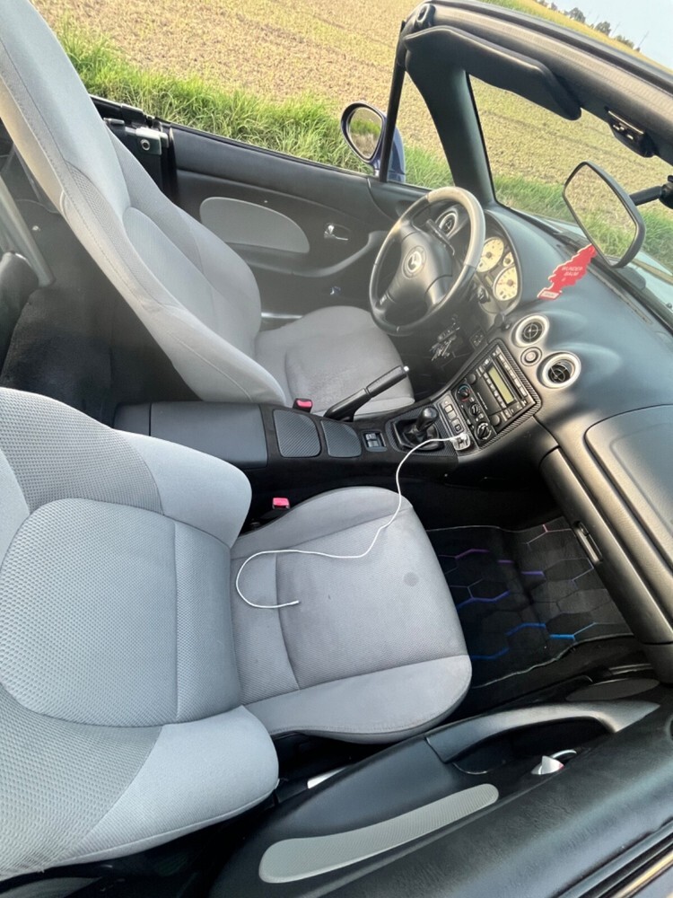 Mazda MX-5 158.000 km 7.800 € Karlsruhe 76133