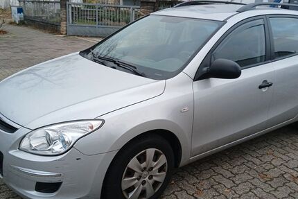 Hyundai i30 46.000 km 3.750 € Karlsruhe 76185