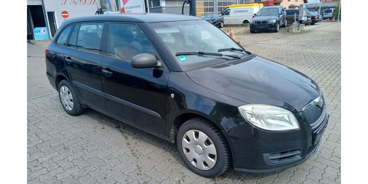 Skoda Fabia 268.000 km 1.590 &euro; Karlsruhe 76185