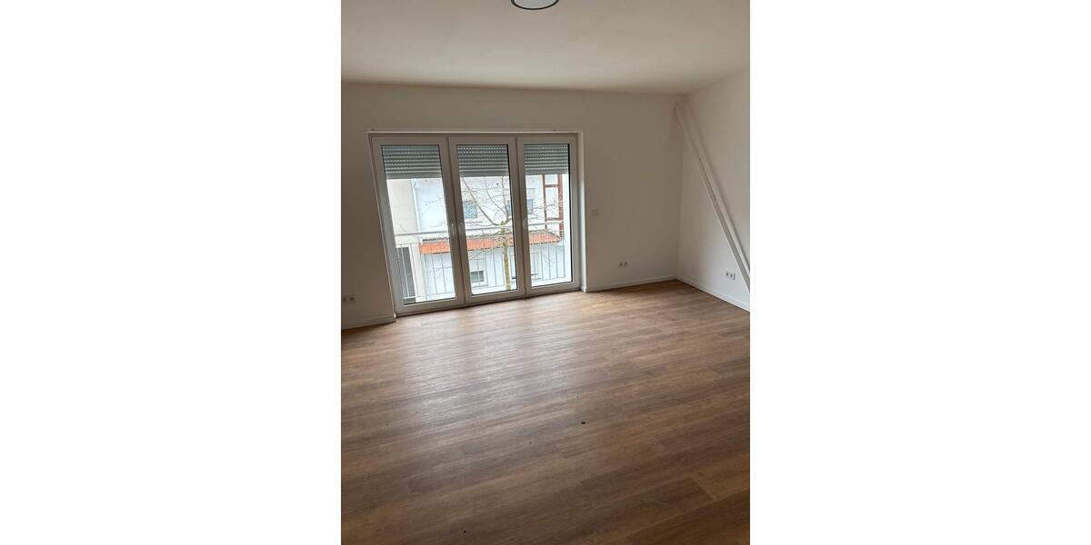 Etagenwohnung Waghäusel - 3 Zimmer, 90 m&sup2;, 1.150&euro; | Angebot:25612115