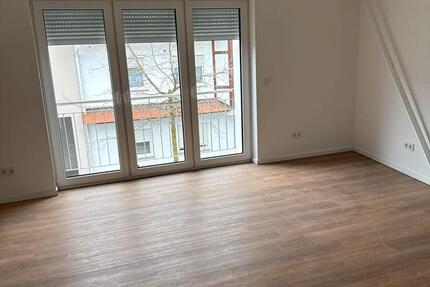 Wohnung Waghäusel - 3 Zimmer, 90 m&sup2;, 1.150&euro; | Angebot:25612115
