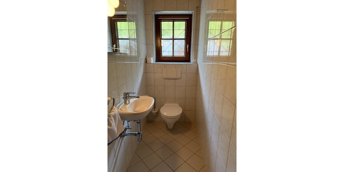 Platz und noch mehr Platz -Wohnen & Vermögen clever kombinieren - Zweifamilienhaus Höfen Höfen (Enz) | Angebot:27082704