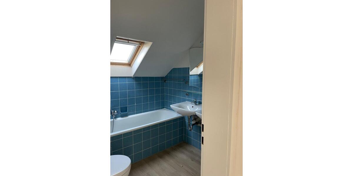 Gemütliche Dachgeschosswohnung 3.5 zimmer