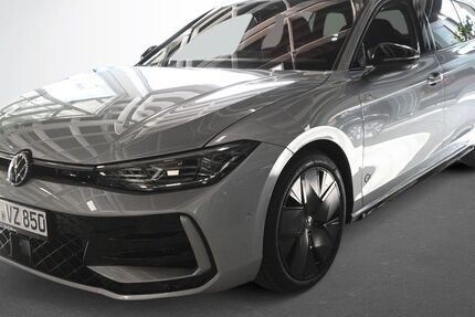 VW Passat 70.300 km 36.890 &euro; Karlsruhe 76131