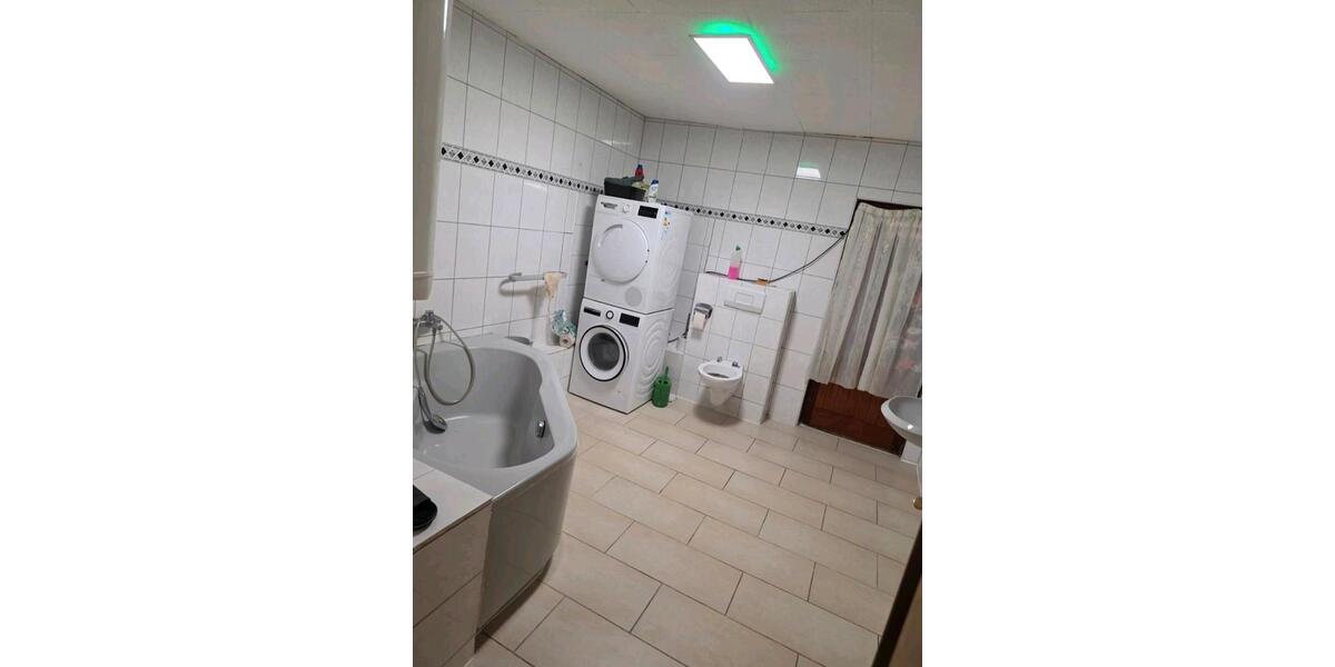 Mehrfamilienhaus, Wohnhaus Gernsbach - 14 Zimmer, 328 m&sup2;, 365.000&euro; | Angebot:26961269