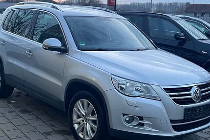 VW Tiguan 186.600 km 5.499 € Oberhausen-Rheinhausen 68794