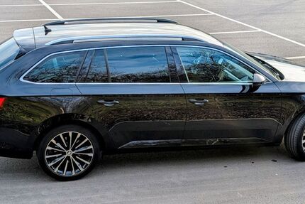 Skoda Superb 192.000 km 14.100 &euro; Karlsruhe 76139