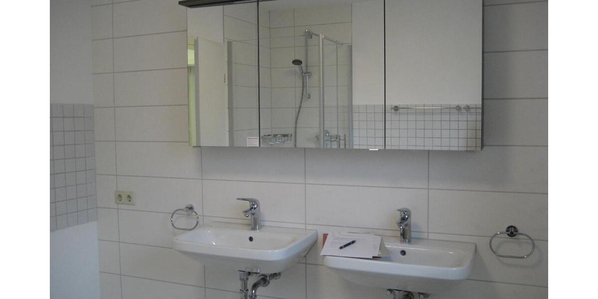 *** Großzügige 4-Zi.-Mietwohnung in Karlsdorf *** - Appartement Karlsdorf-Neuthard Karlsdorf | Angebot:26991971
