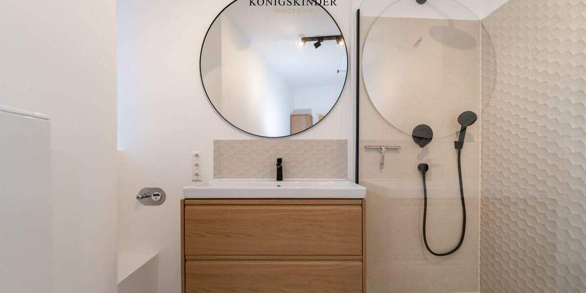 Etagenwohnung Pforzheim Südweststadt - 4 Zimmer, 113 m&sup2;, 350.000&euro; | Angebot:23954952