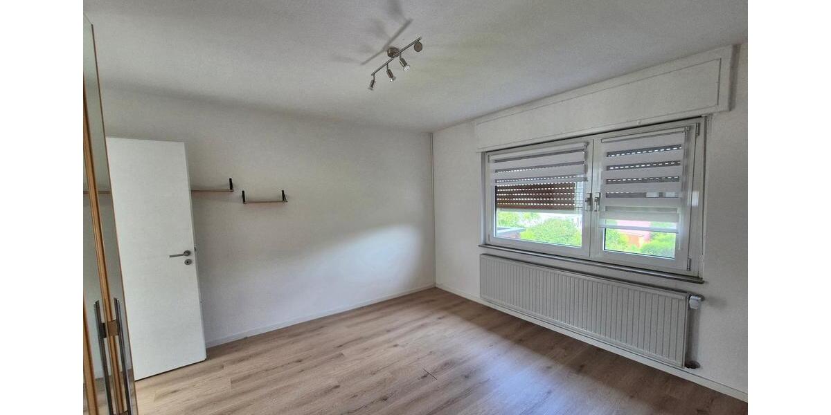 Einfamilienhaus Kraichtal - 5 Zimmer, 120 m&sup2;, 395.000&euro; | Angebot:27154319