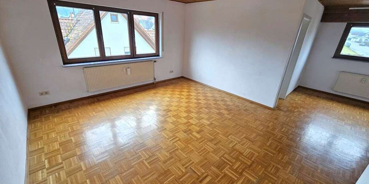 Etagenwohnung Straubenhardt / Feldrennach Feldrennach - 3 Zimmer, 77 m&sup2;, 195.000&euro; | Angebot:26503283