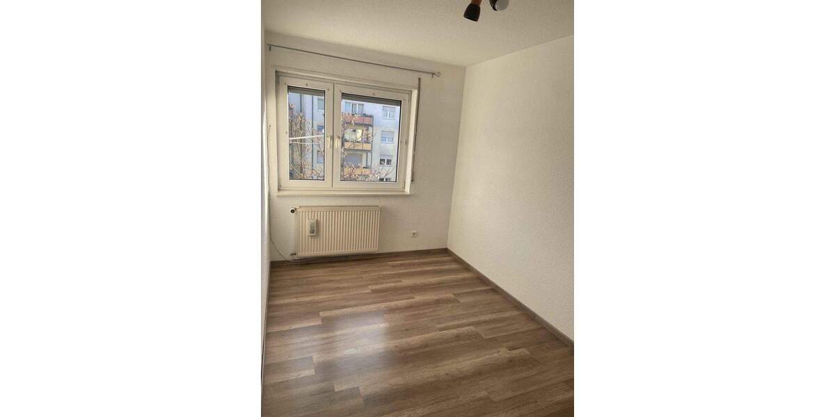 Etagenwohnung Landau - 3 Zimmer, 62 m&sup2;, 185.000&euro; | Angebot:25720704