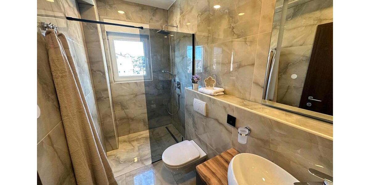 PRO Haus 415.000 € • JACUZZI •POOL•CROATIA 10 zimmer