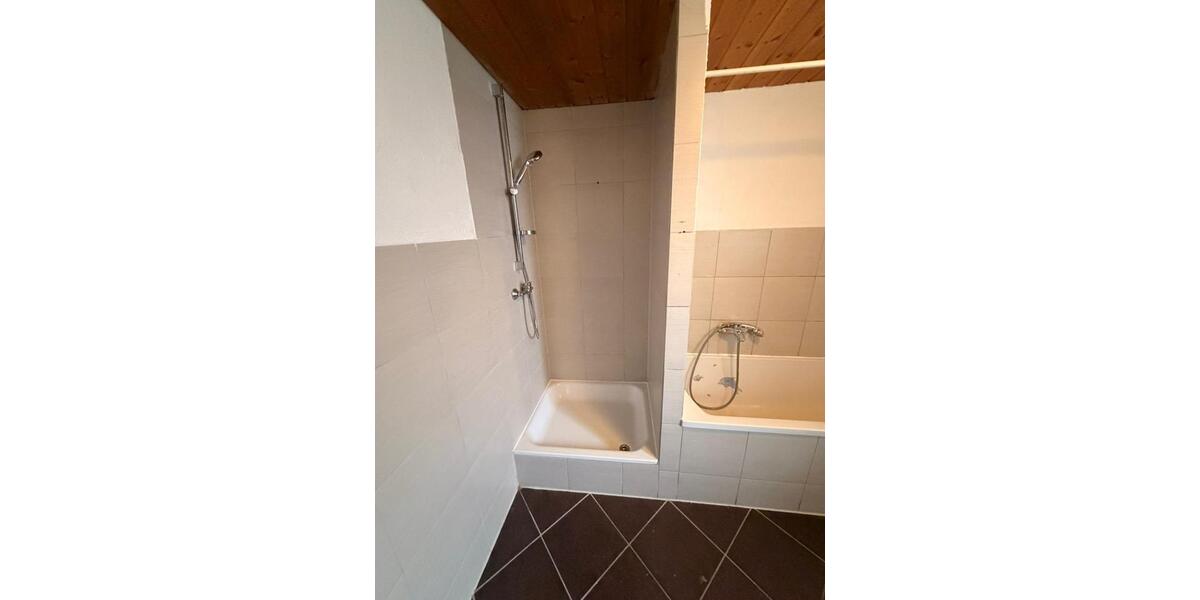 Etagenwohnung Pforzheim Nordstadt - 2 Zimmer, 69 m&sup2;, 730&euro; | Angebot:25649579