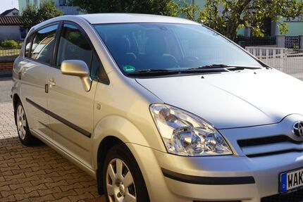 Toyota Corolla Verso 198.320 km 5.000 &euro; Bietigheim 76467