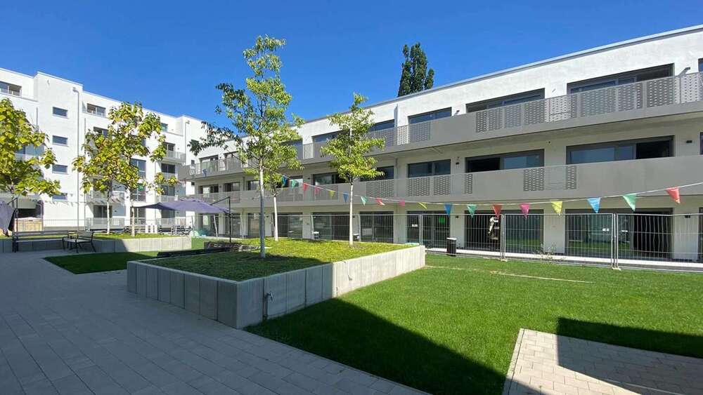 Etagenwohnung Karlsruhe Mühlburg - 2 Zimmer, 77 m&sup2;, 1.395&euro; | Angebot:24873513