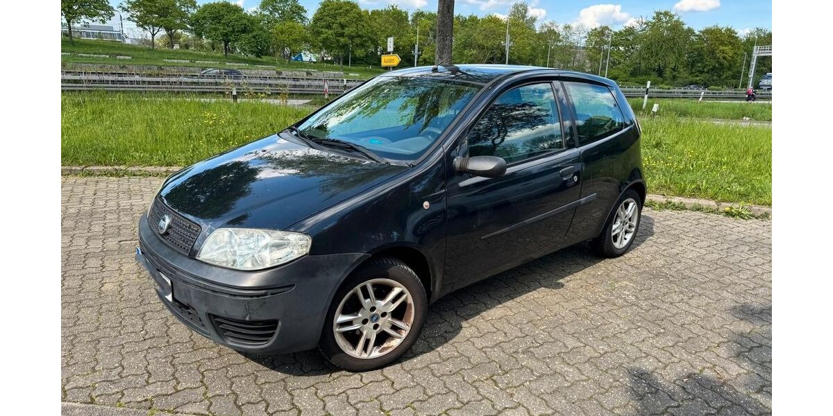 Fiat Punto 153.769 km 1.600 &euro; Karlsruhe 76137