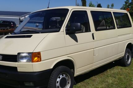 VW T4 Caravelle 97.519 km 18.900 &euro; Neuenbürg 75305