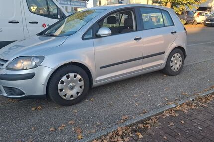 VW Golf Plus 172.000 km 1.490 € Baden-Württemberg - Sachsenheim 74343
