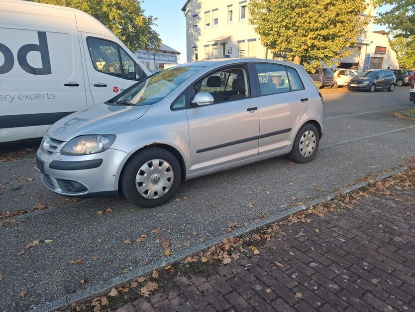 VW Golf Plus 172.000 km 1.490 € Baden-Württemberg - Sachsenheim 74343