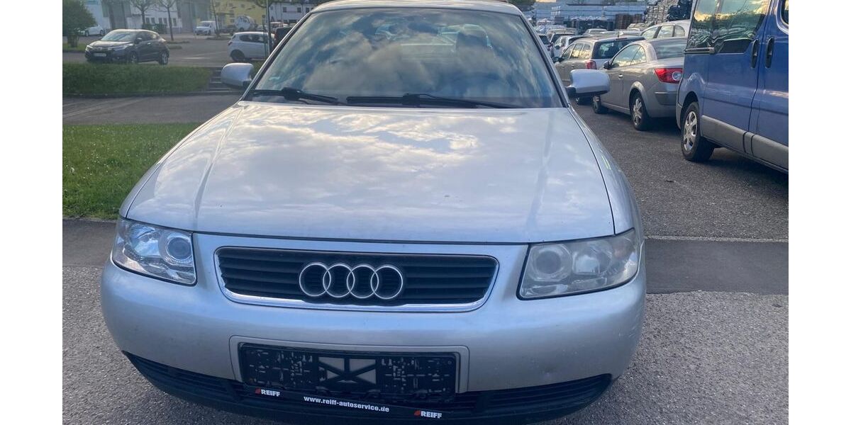 Audi A3 177.000 km 1.590 &euro; Ettlingen 76275