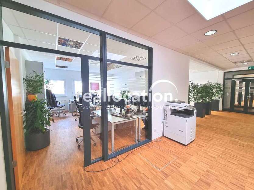 Büro in Karlsruhe 17.400 € 900 m²