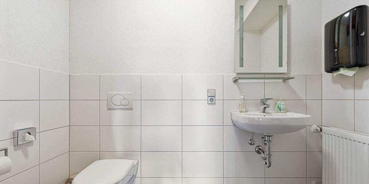 Gewerbeobjekt Stutensee / Friedrichstal Friedrichstal - 7 Zimmer, 448 m&sup2;, 990.000&euro; | Angebot:24529346