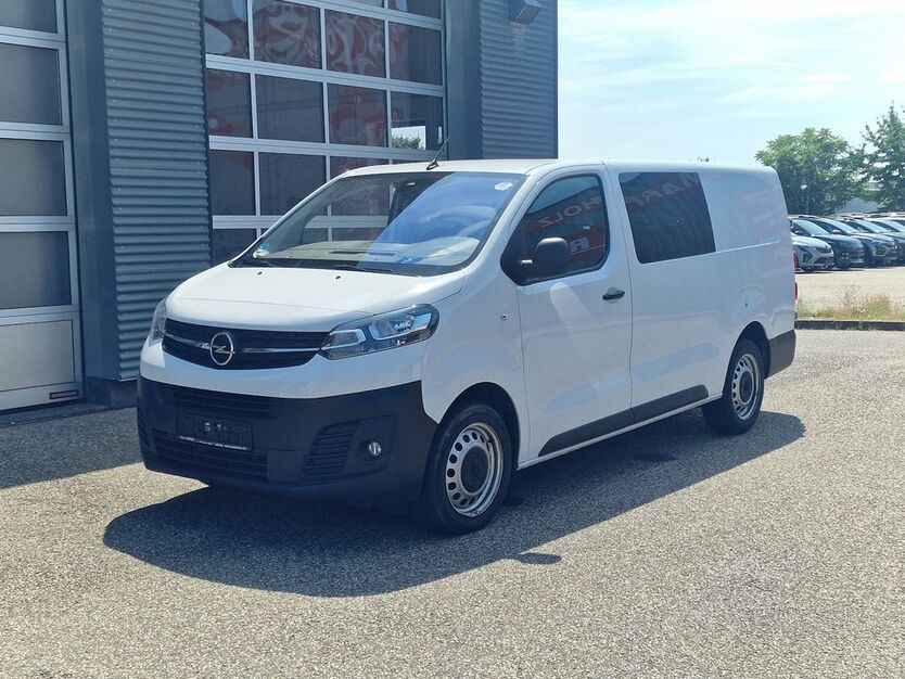 Opel Vivaro 82.000 km 25.998 € Landau 76829