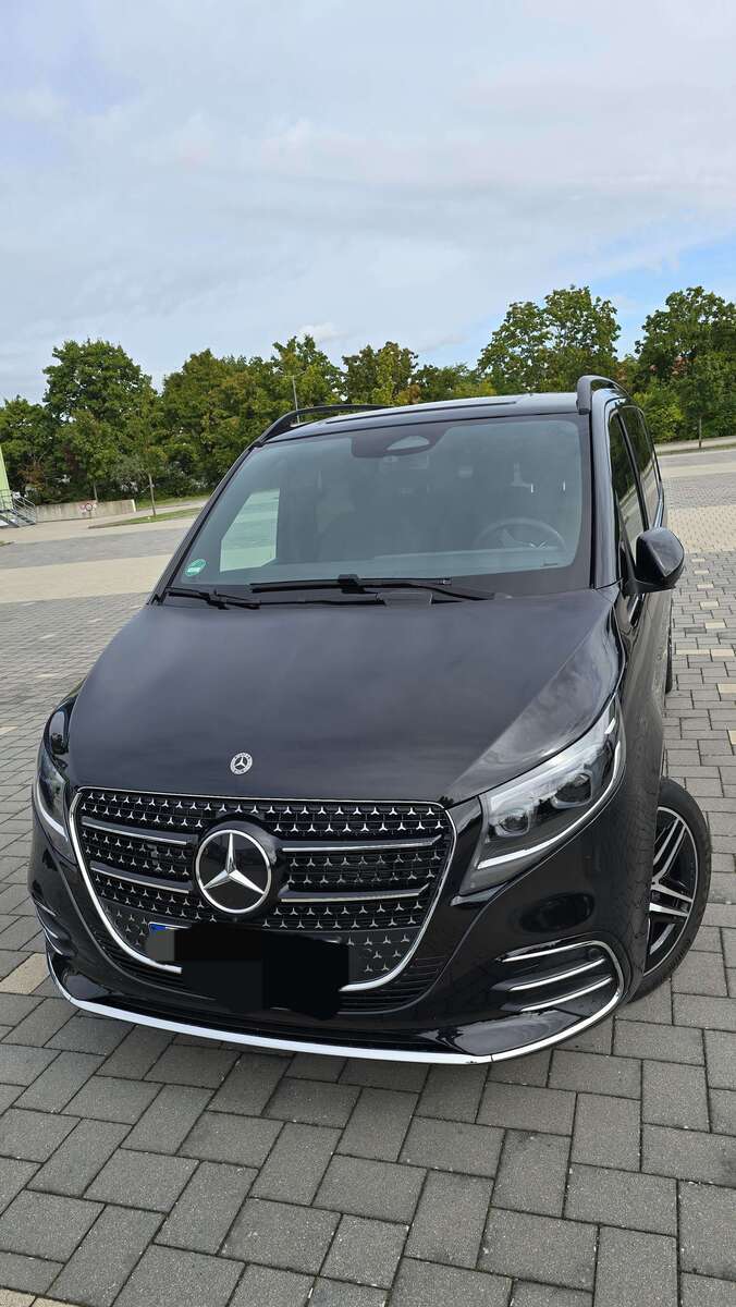 Mercedes-Benz V 300 2.700 km 83.400 € Gaggenau 76571