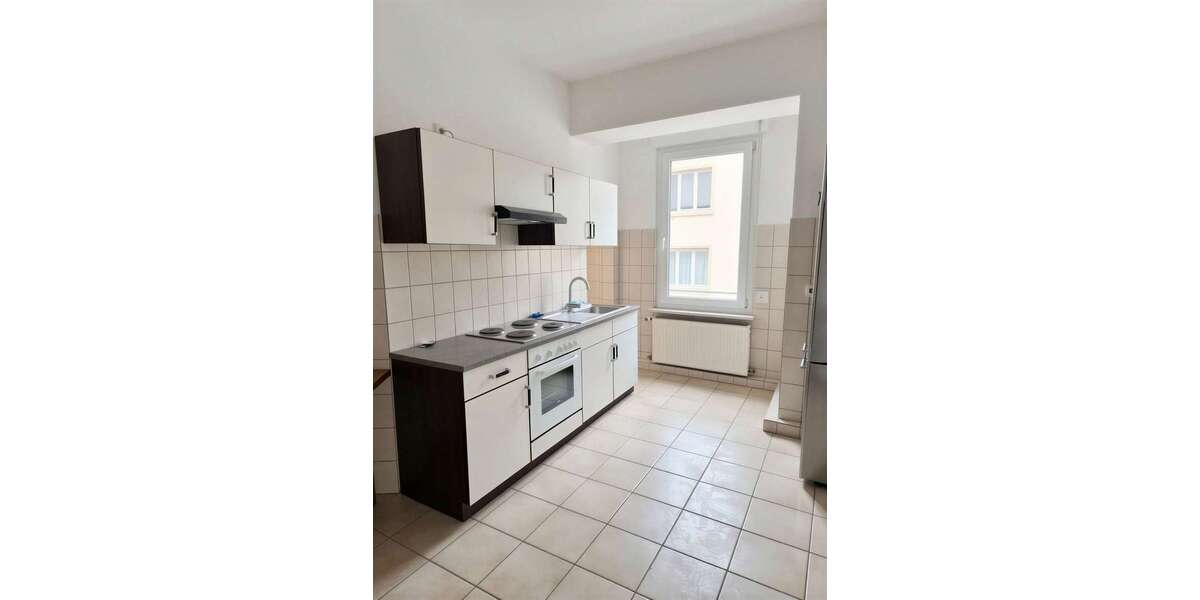 Etagenwohnung Pforzheim Weststadt - 3 Zimmer, 100 m&sup2;, 750&euro; | Angebot:25306179