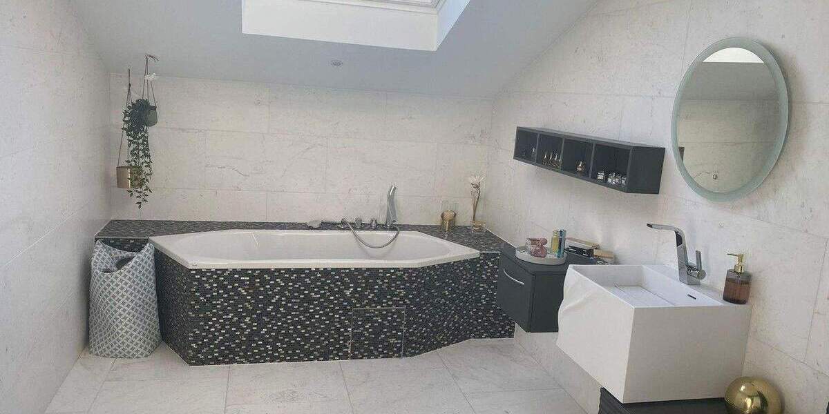 Einfamilienhaus Karlsruhe Durlach - 8 Zimmer, 253 m&sup2;, 1.490.000&euro; | Angebot:25722314